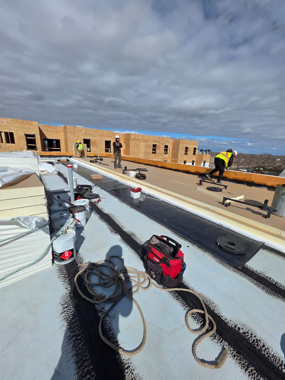 Flat roof system in St. Boniface
